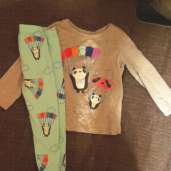 Matching sets - Picture 5 of 6